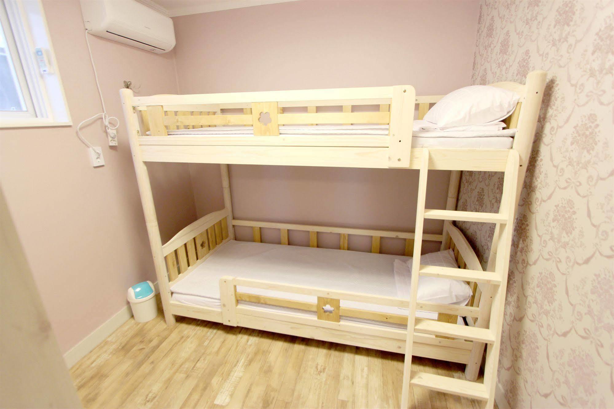 Unni House Hostel Szöul Kültér fotó