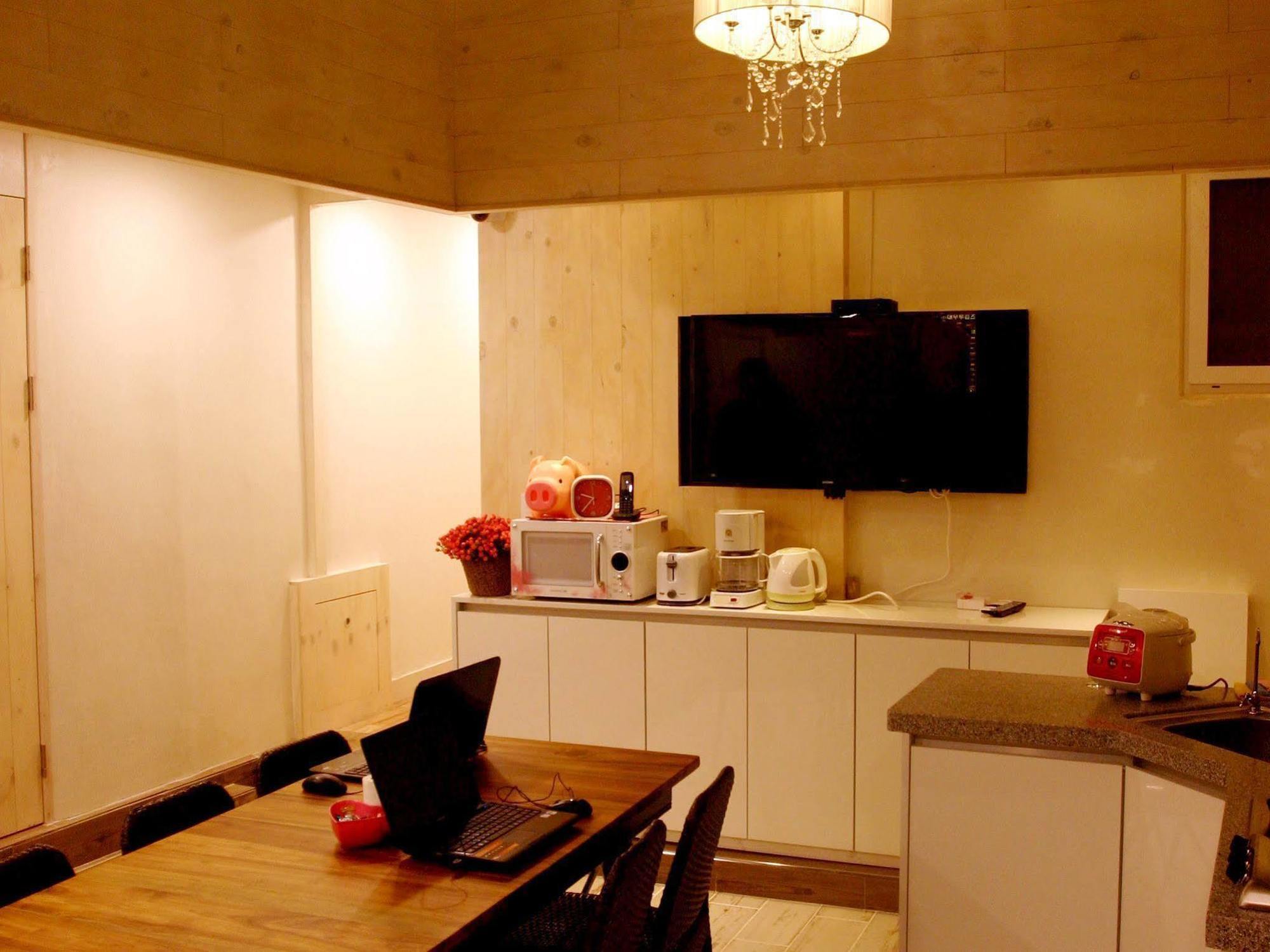 Unni House Hostel Szöul Kültér fotó