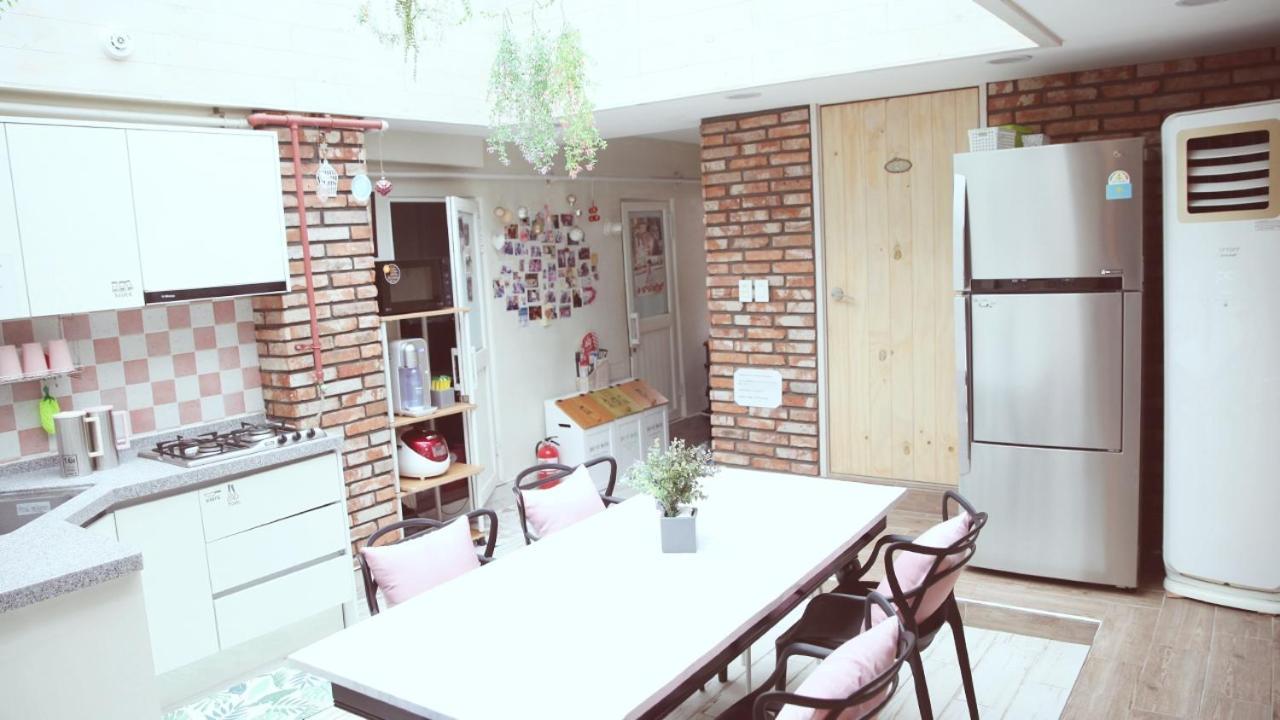 Unni House Hostel Szöul Kültér fotó